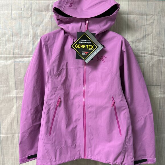 Women's Arcteryx BETA LT Jacket Solid Color Casual Sports Waterproof  Size L - Picture 1 of 10